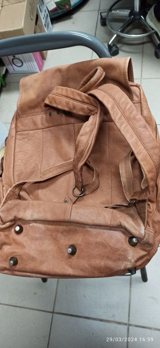 Раница от естествена кожа