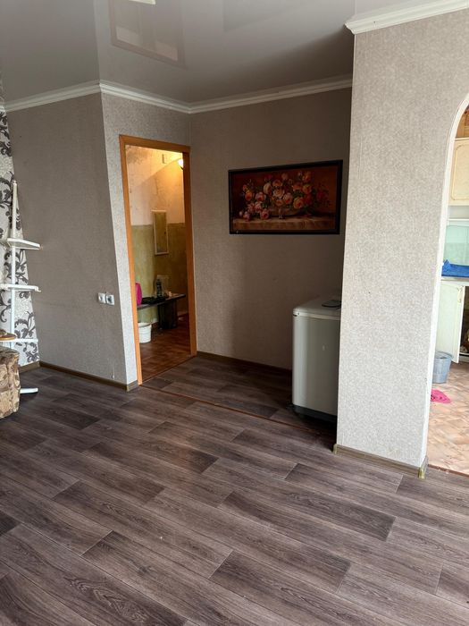 Продам 2-х комнатную квартиру в п. Белоусовка