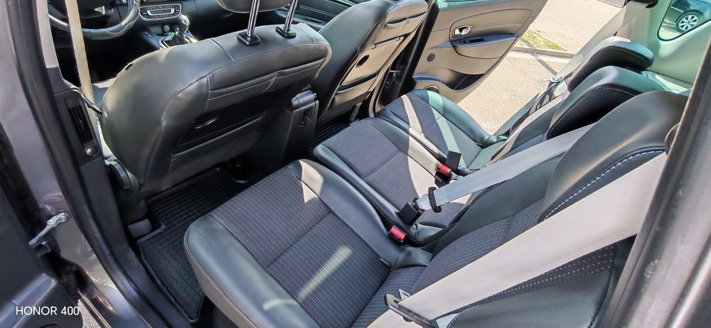 Renault scenic 3  1.5 DCI Bose trapă panoramică