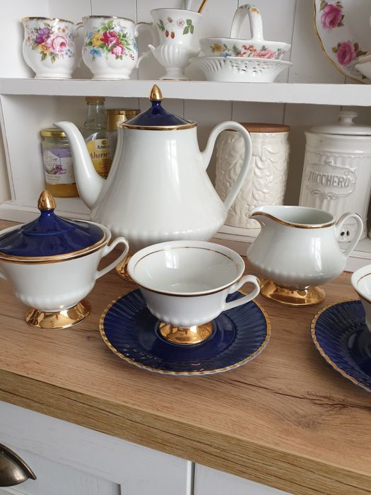 Сервиз за кафе ретро български порцелан Китка