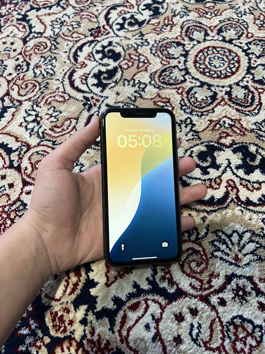 iPhone 11 в хорошом состояний