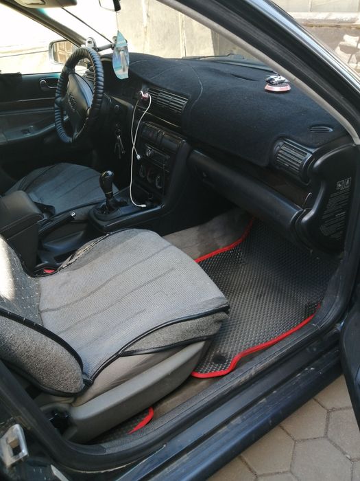 Ауди А4 продам .