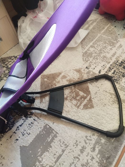 Продам шезлонг для ребенка