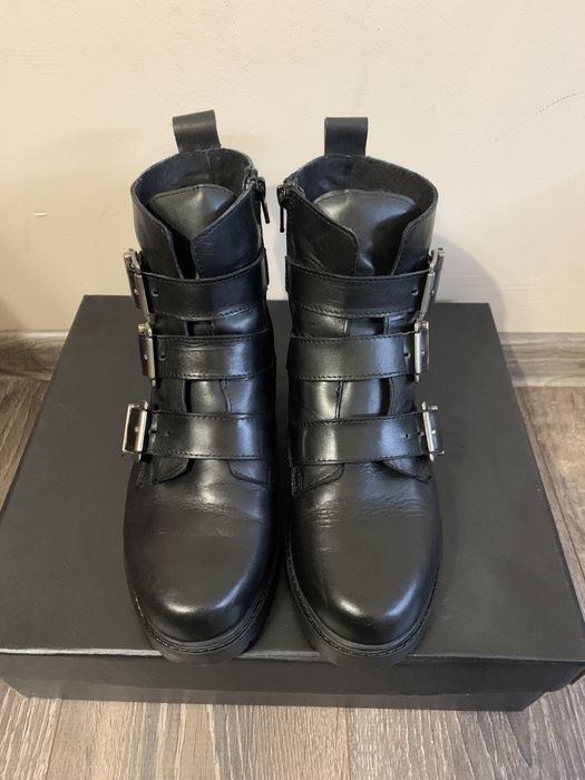 Дамски боти от естествена кожа