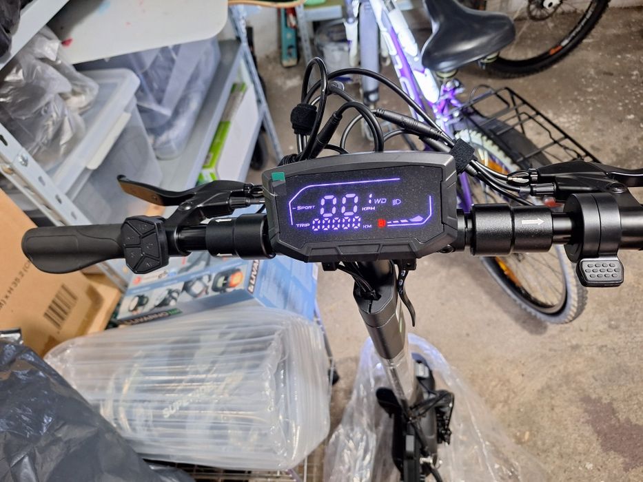 Trotineta electrica Iscooter W9Air, 800W,  48V10Ah, autonomie 30-40km, 22,5 kg