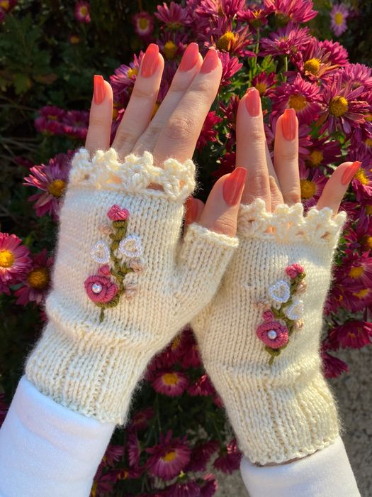 Ръчно плетени ръкавици