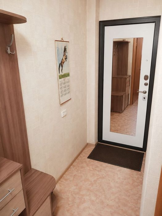 Продам 1 ком.квартиру центр Галактик .