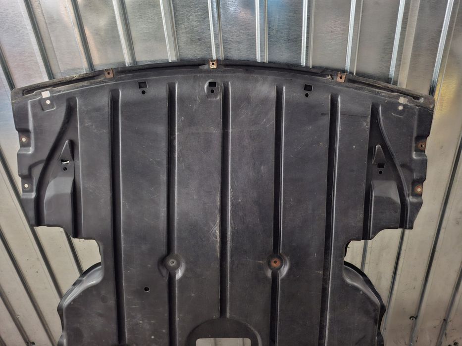 Scut motor Original BMW E90 E91 E92