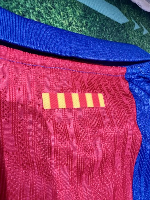 Футболна тениска Барселона за предстоящото ел класико - налична