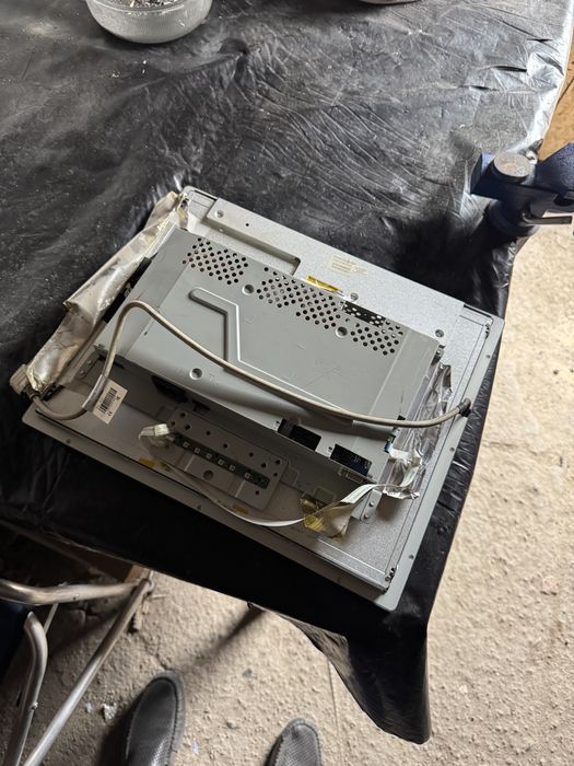 Продам манитор 17 диагональ