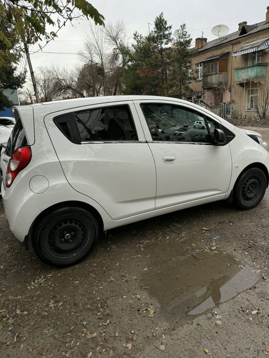 Продается Spark [2015] года