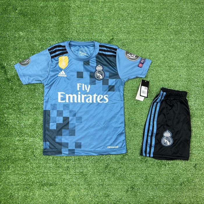 Ретро детски футболен комплект на Роналдо/Ronaldo/Real Madrid/