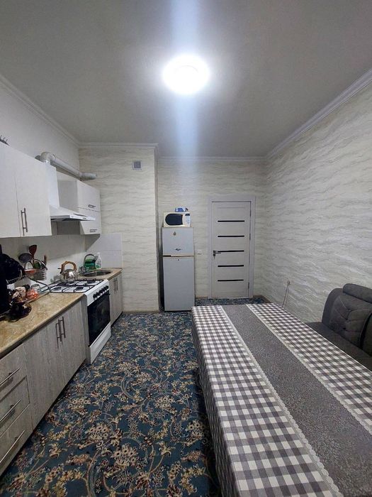 Elabot city  5 dom 4 etajda joylashgan kvartira Sotiladi,