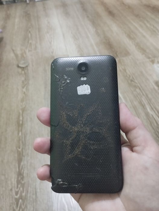 Смартфон андроид micro max Q 335