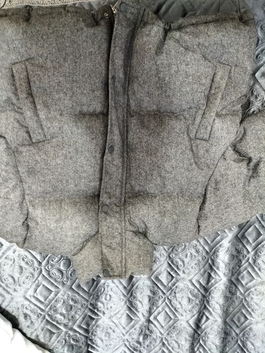 Продается куртка новая.