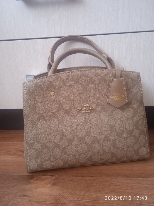 Продам сумочку новую