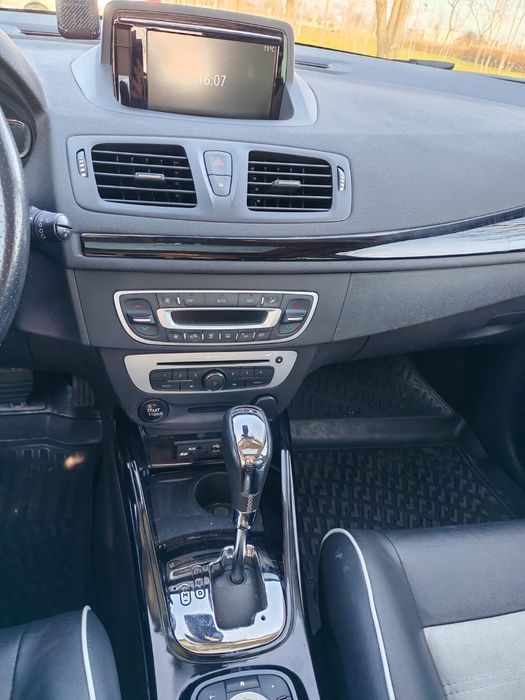 Renault Megane Break 2015, 1.2 Benzină, full Option, jante aliaj, Bose