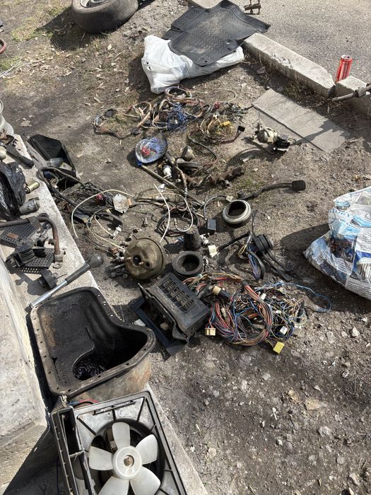 Продам  запчаст 2107 срочно