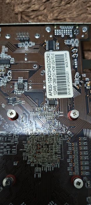 Zapchast ga sotiladi ishlamidi xech brr