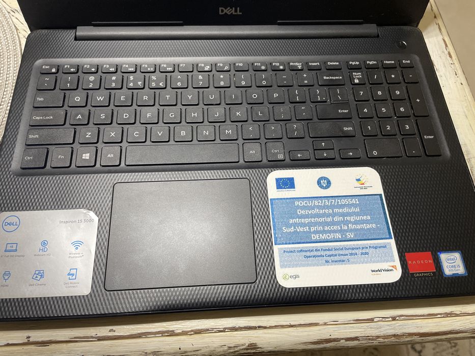 Vand laptop Dell Inspiron