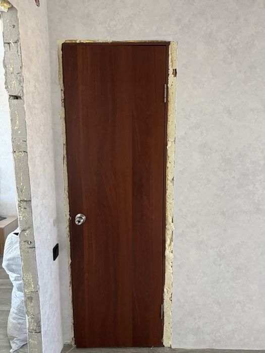 Продам двери в сборе