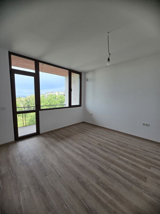 Продава се Четиристаен апартамент в Горна Оряховица - 114 кв.м за 1096 €/кв.м - Снимка #4