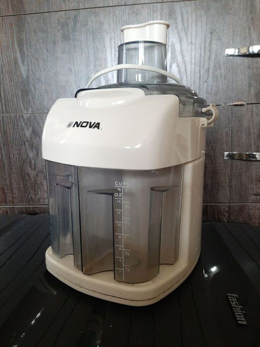 Продаётся соковыжималка