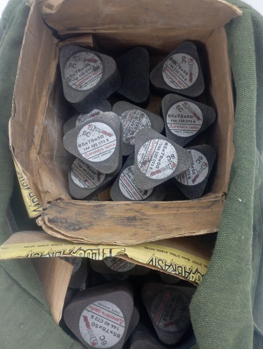 Продам сегменты на шлифовальную машину