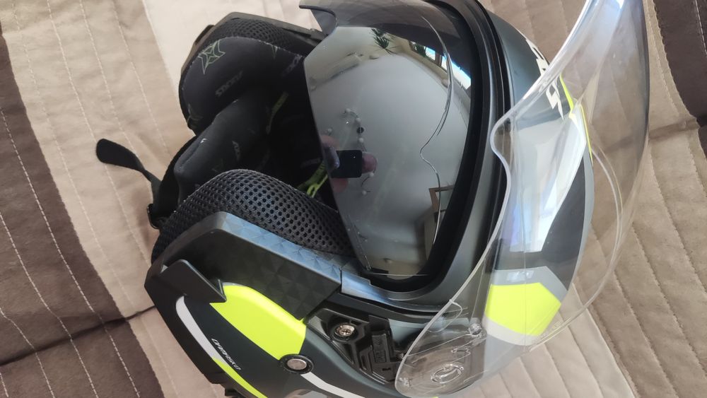 Каска за скутер, тротинетка