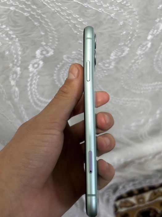 Продам айфон 11,64гб