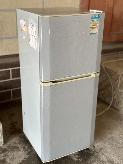 Мини холодильник продается