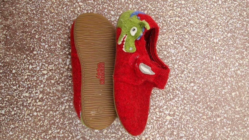 papuci de casa Living Kitzbuhel, marimea 30, rosu