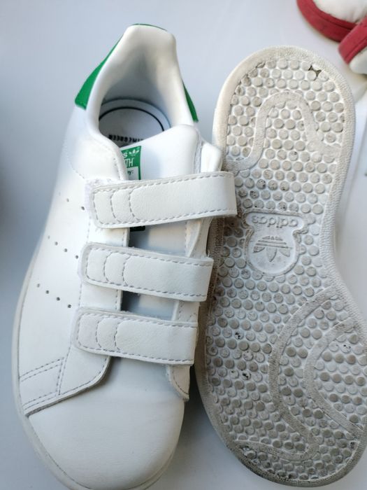 Vand adidasi Adidas, ghete Geox cu dinozauri, 50 Ron perechea, Nr 31