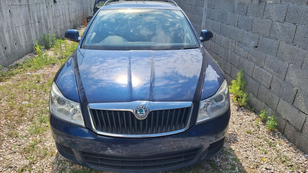 Предна броня за Skoda Octavia 2 2008-2013