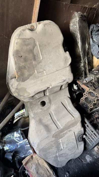Бензобак 90л BMW e38 рест