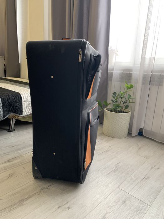 Дорожный чемедан