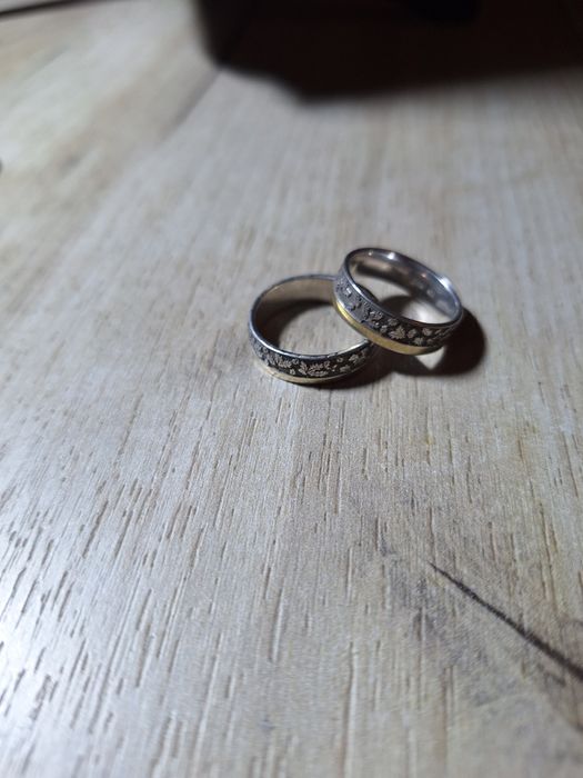 Vand verighete placate cu aur și argint