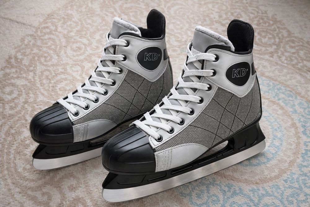 Хоккейные коньки