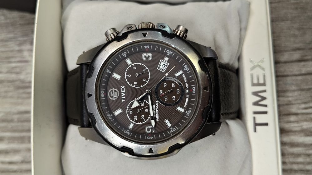 Часовник Timex Expedition Rugged хронограф