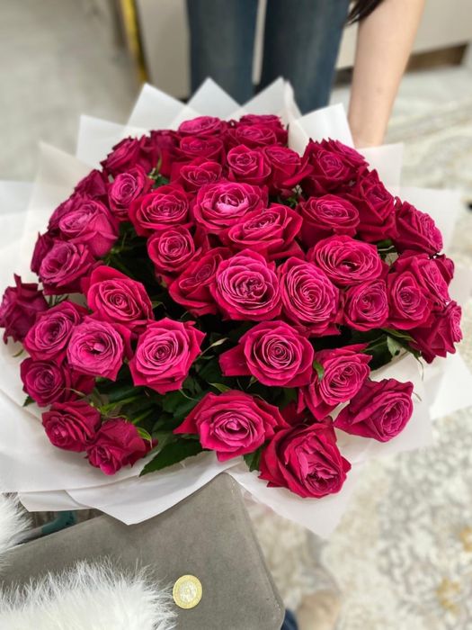 Роза розвая метровая