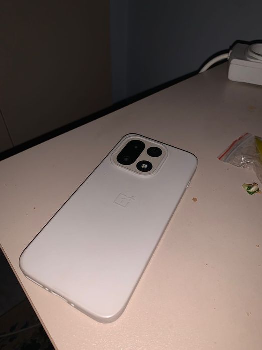 OnePlus 15 Ван плас 15
