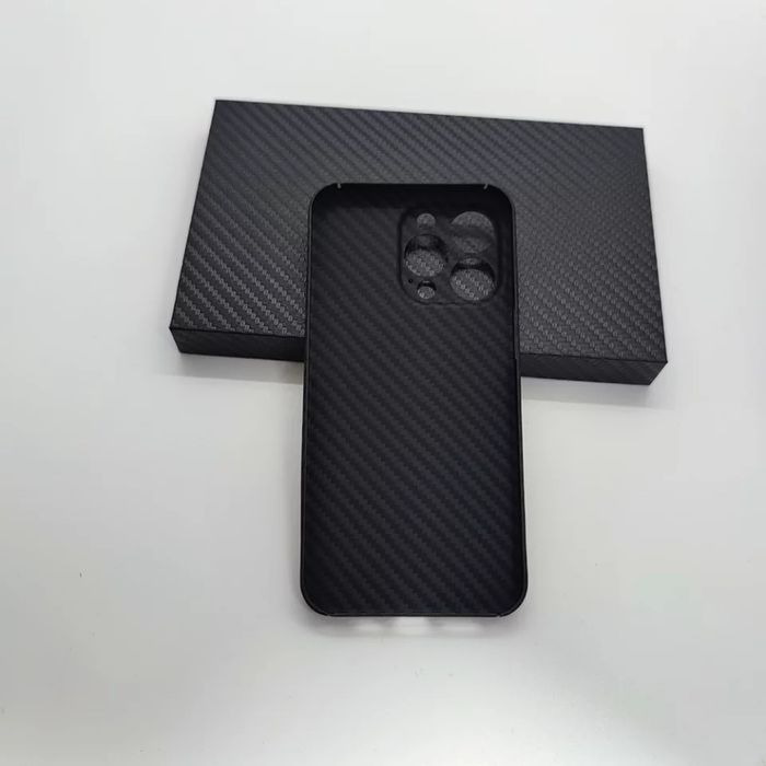 Iphone 12/13/14/15/16 PRO Husa Ultra Slim Fibra Carbon Neagra Camera C