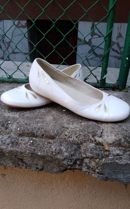 Обувки и сандали