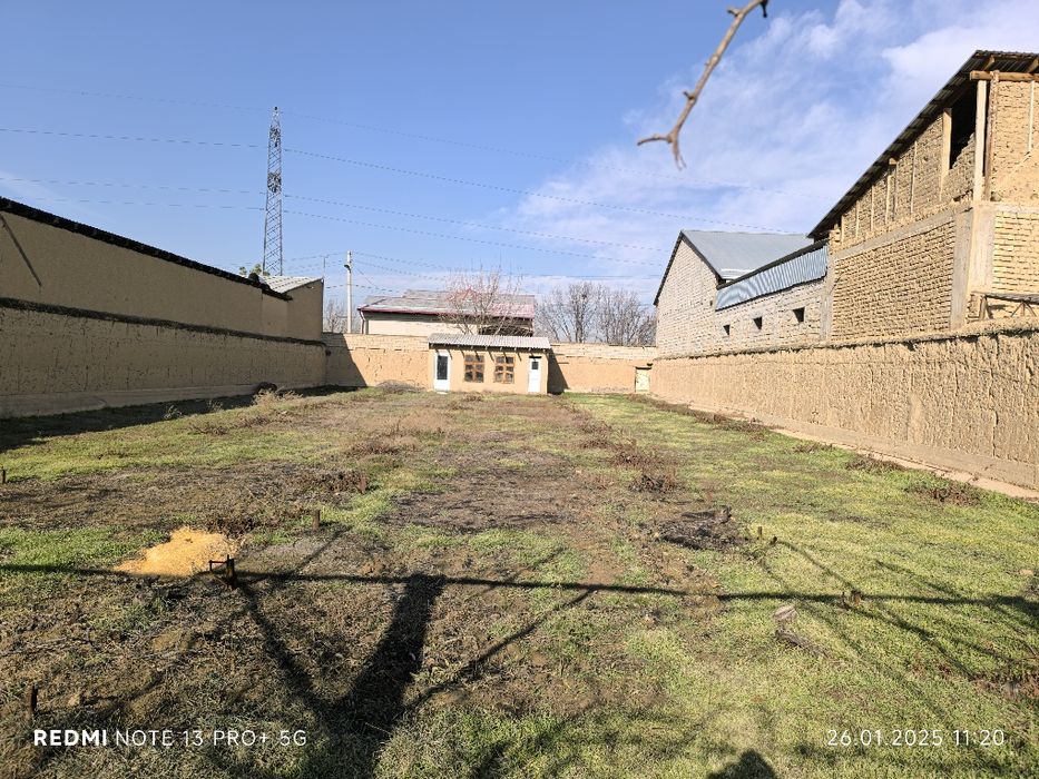 СРОЧНО Ески 16 йилликда 8сотик ер сотилади. 1 сотиги 20500 сотик