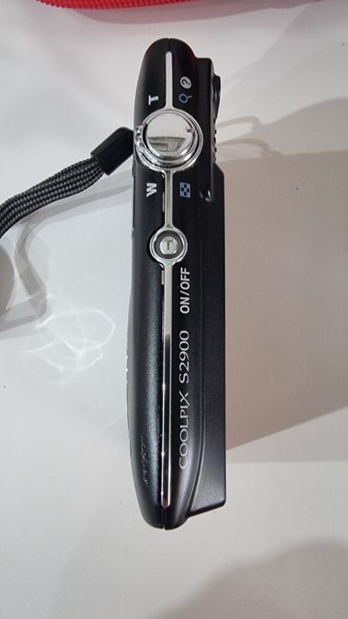 Aparat Nikon S2900  , 20,1 megapixeli  ,ca NOU ,moda frumusețe