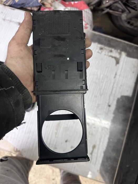 къпхолдър Seat Leon 1M 2001-2005Година