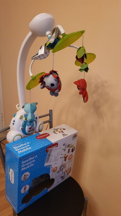 Бебешка въртележка за легло