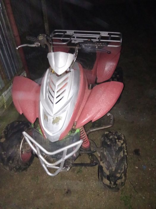 Vând cadru mare  ATV  Dinli 300