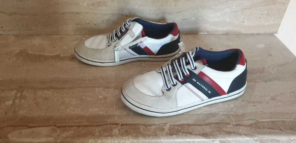 Nike,,mayoral, 30номер, 40лв.