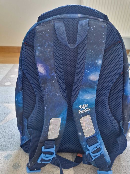 Ghiozdan ergonomic Tiger Family Champ model Super Galaxy